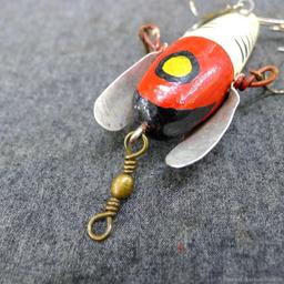 Hand painted wooden fishing lure reminds me of a Heddon Crawler. About 3-1/2" long, wipe it down to