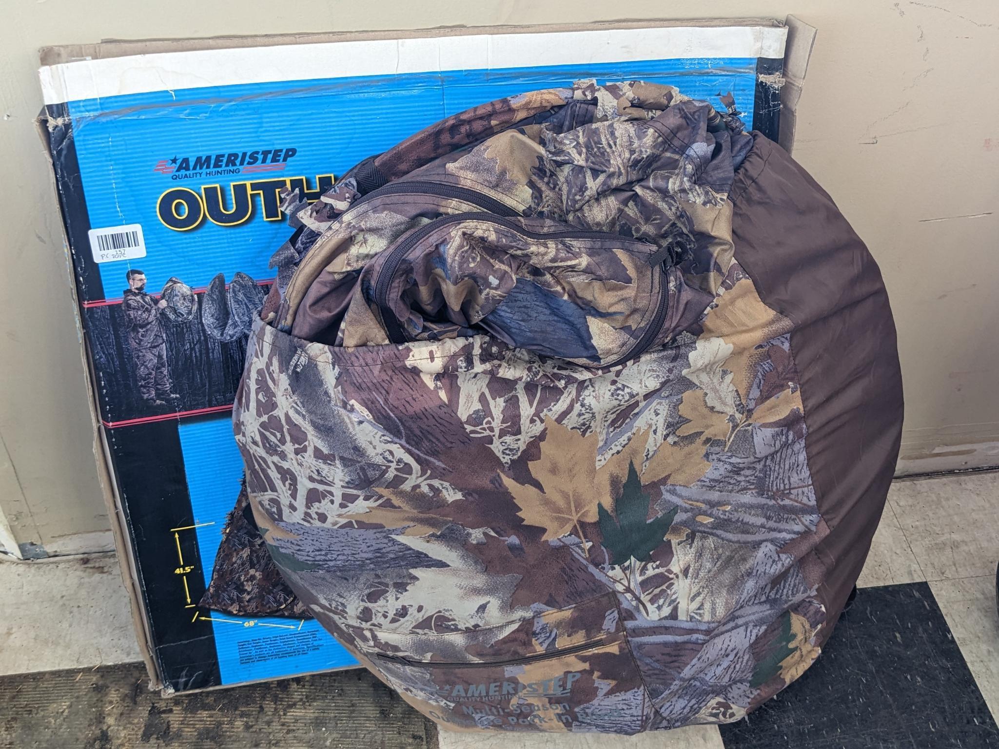 Ameristep outhouse hunting blind, is in overall very good condition, comes with carry bag, has its