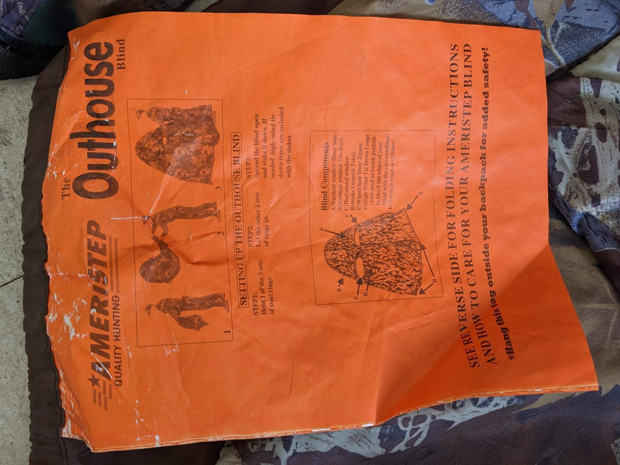 Ameristep outhouse hunting blind, is in overall very good condition, comes with carry bag, has its