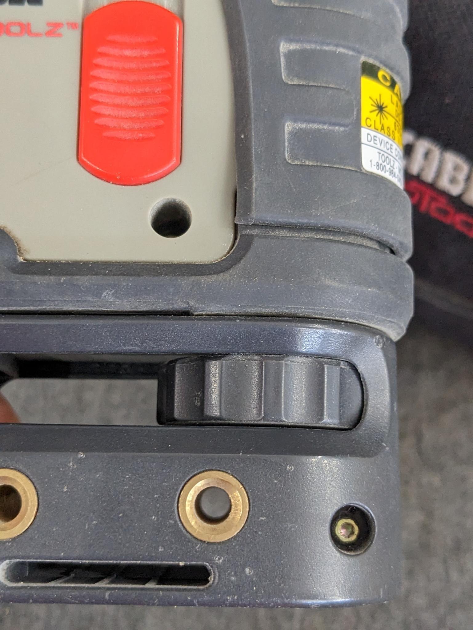 Porter Cable RoboToolz 3 beam self leveling laser level. Appears in good condition, comes with a