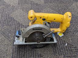DeWalt 18v hammer drill, circular saw w/ 5-3/8" blade, and a work light. All tools run.