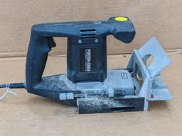 Porter Cable biscuit or joint plate joiner model 555, comes with wrenches, biscuits, and a steel
