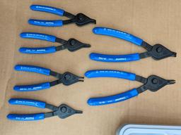 Imperial snap ring plier set incl six pliers and is Model No. IR-090K. In good condition with case.