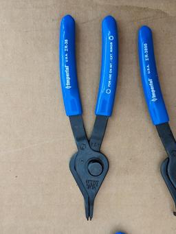 Imperial snap ring plier set incl six pliers and is Model No. IR-090K. In good condition with case.
