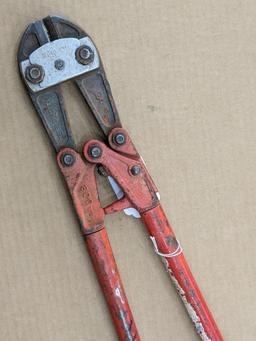 24" bolt cutters in good condition with a 1/16" even gap in the jaws.