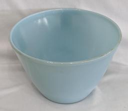 Fire King delphite blue mixing bowl is in good condition and measures about 8-1/2" x 5-1/2".