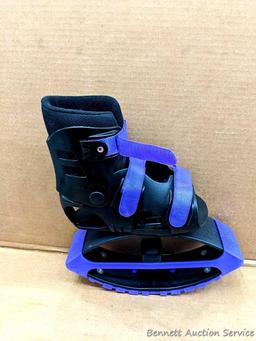 Boosters bouncing boots fits child size 3-6.