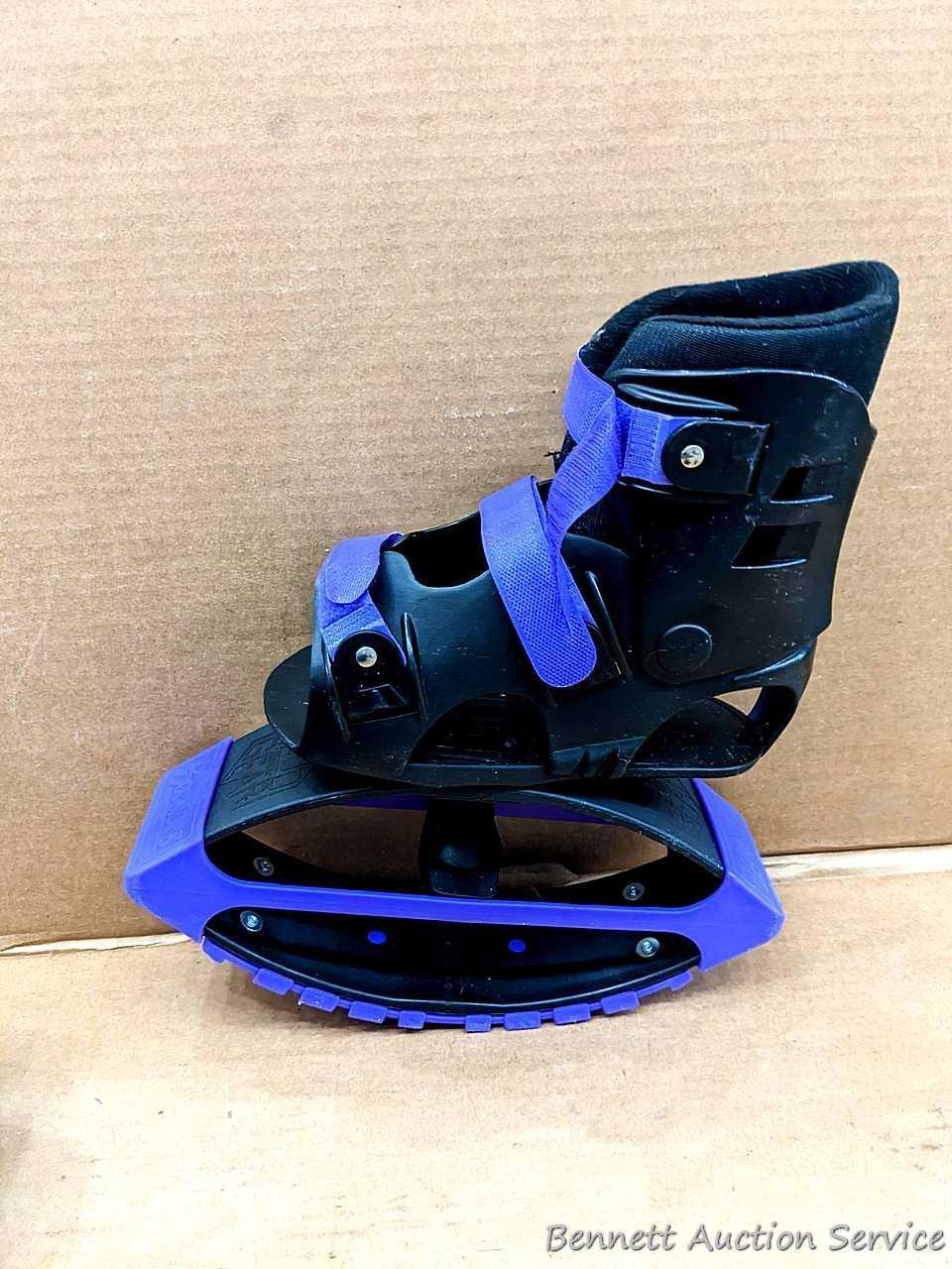 Boosters bouncing boots fits child size 3-6.