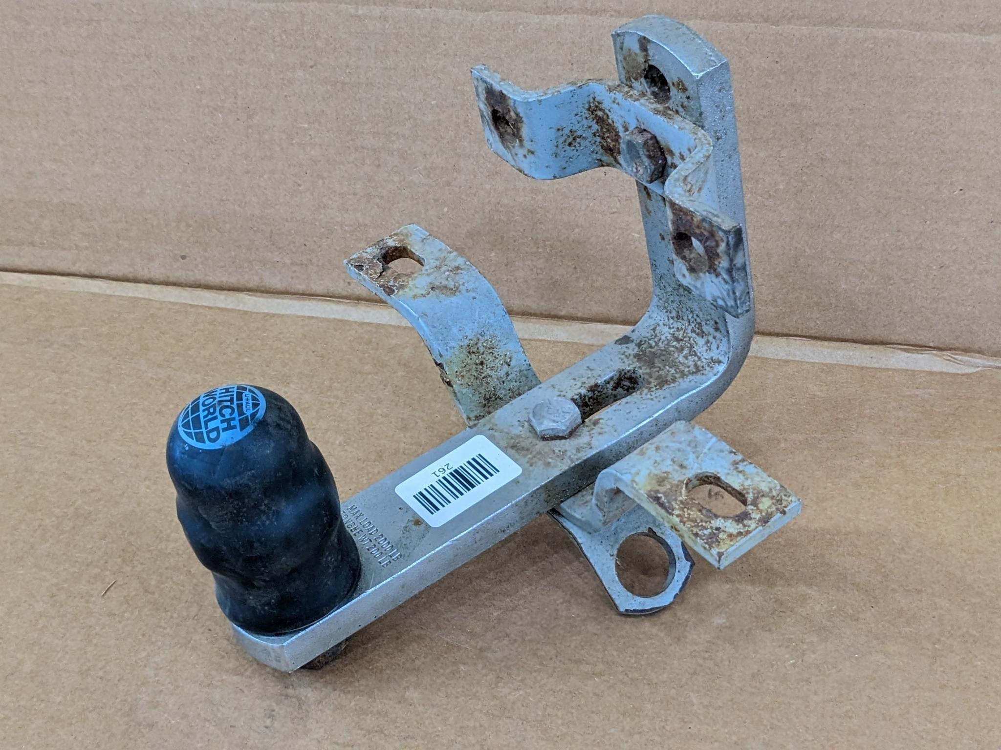 Valley hitch mount is currently set up with a 2" ball that has a nice cover, Ready to bolt up to