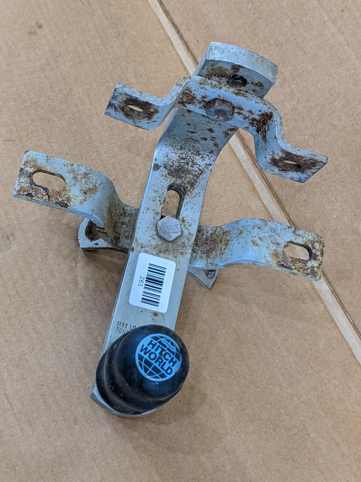Valley hitch mount is currently set up with a 2" ball that has a nice cover, Ready to bolt up to