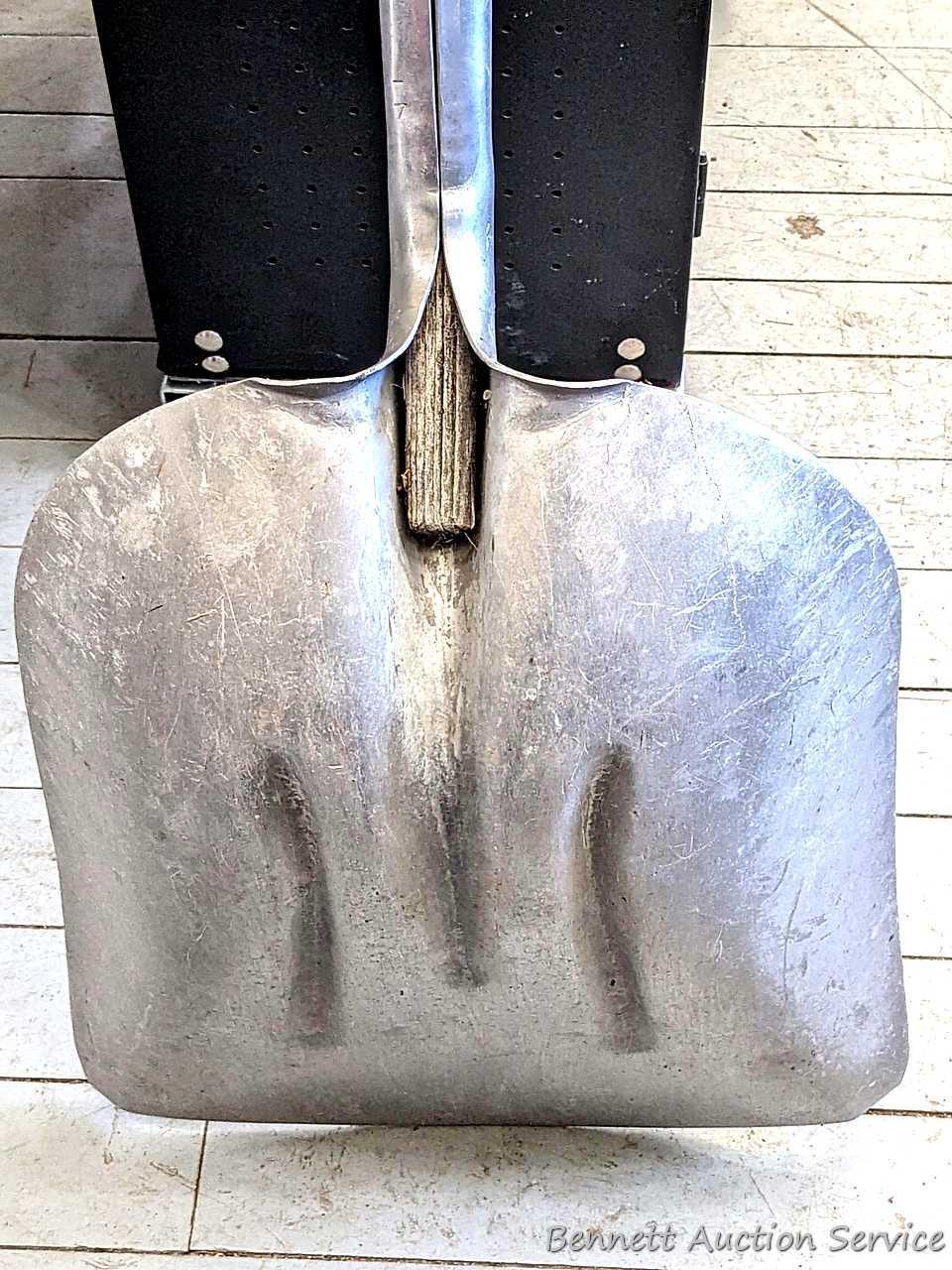Nice grain scoop.