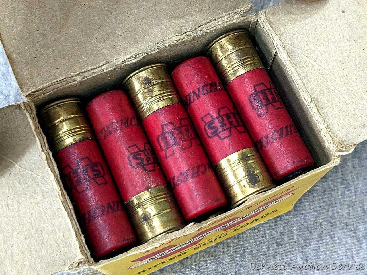 25 rounds of Winchester Super Speed 16 gauge shotshells with 7/8 oz slugs. The box is in pretty good