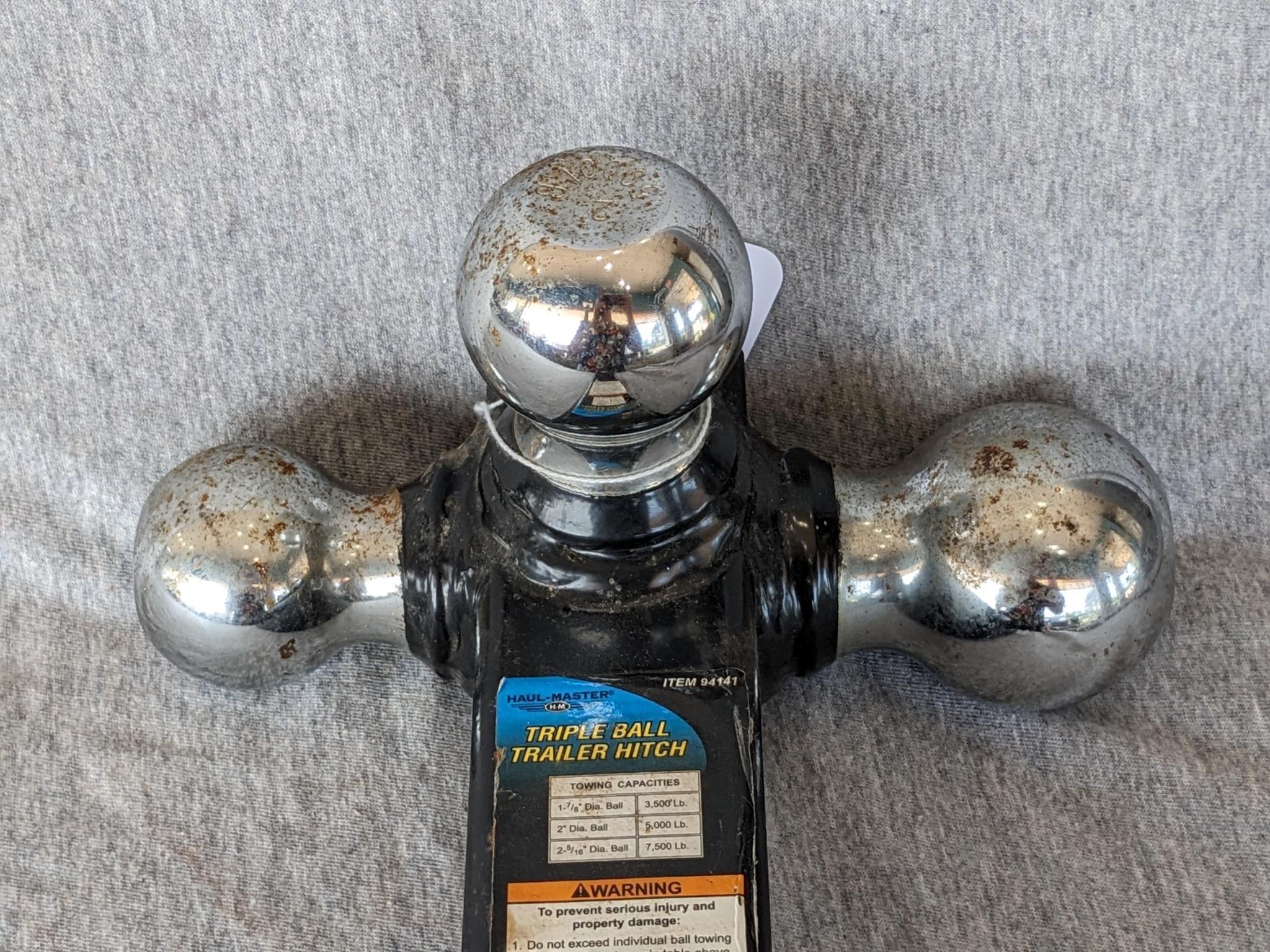 Haul Master triple ball trailer hitch fits a 2" receiver. Set up with 1-7/8", 2", and 2-5/16" hitch