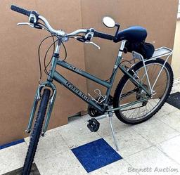 Shimano Raleigh SC30 Sport Comfort bike with 7 speeds. Features easy to adjust seat, back tire cargo