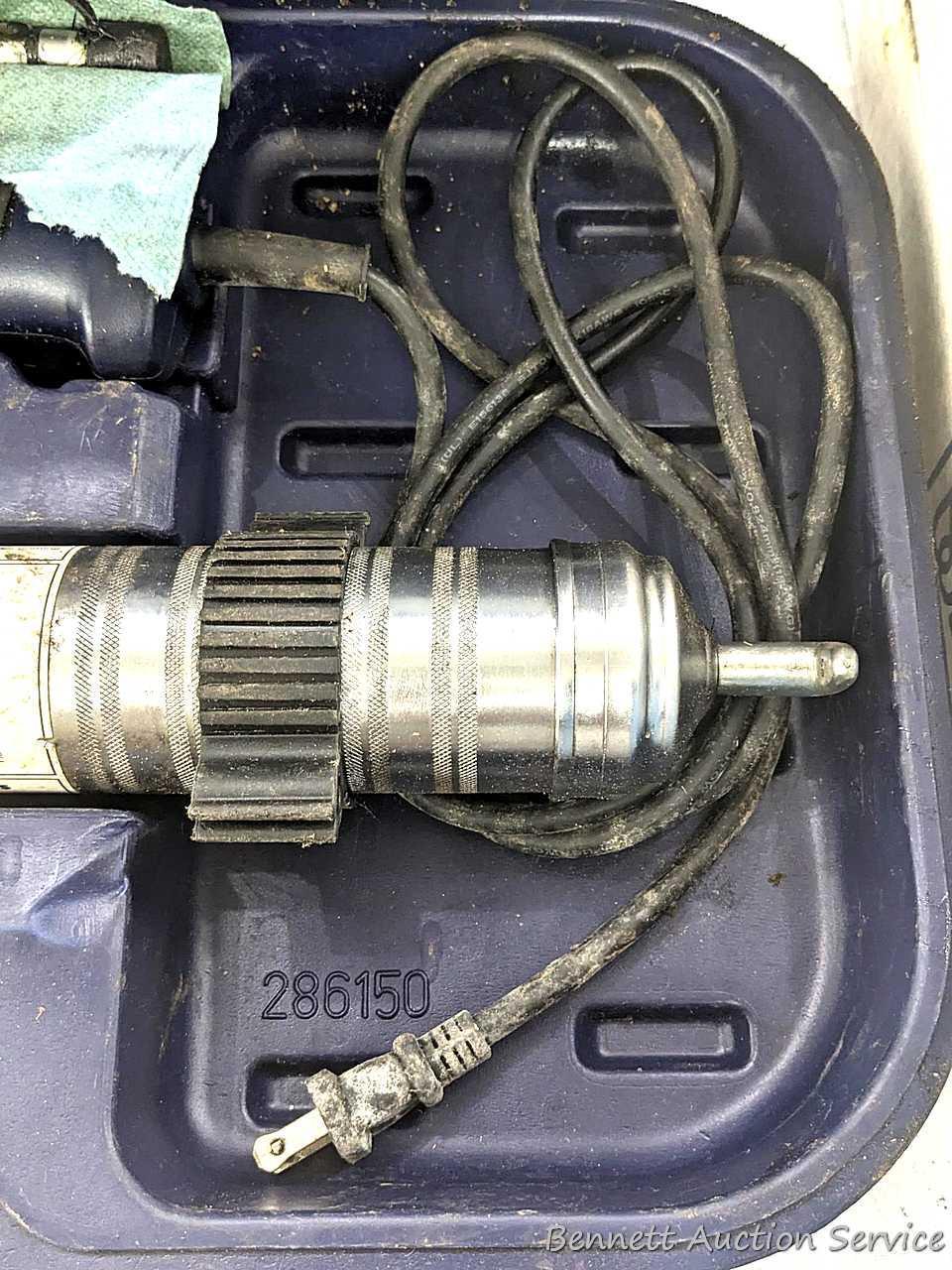 Lincoln AC Power Luber with case, manual.