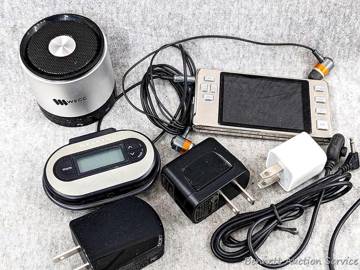 Latte Ice mp3 Player 8GB: Built-in FM Transmitter; Belkin FM Transmitter, and WECC wireless speaker.