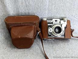 Vintage 1940s Kodak 35 Anastigmat Camera in deluxe field case. Camera appears to be in good