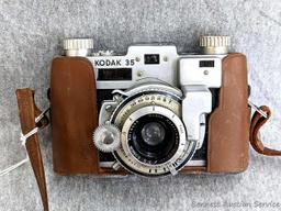 Vintage 1940s Kodak 35 Anastigmat Camera in deluxe field case. Camera appears to be in good