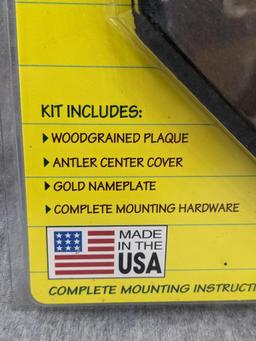 NIP buck antler mounting kit by G-Lox Outdoor Technologies incl plaque, antler center cover,