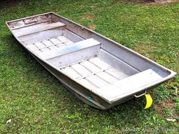 10' aluminum jon boat is in good condition with some silicone repairs.