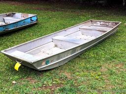 10' aluminum jon boat is in good condition with some silicone repairs.