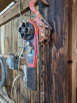 3/4 ton chain hoist or puller is 16".