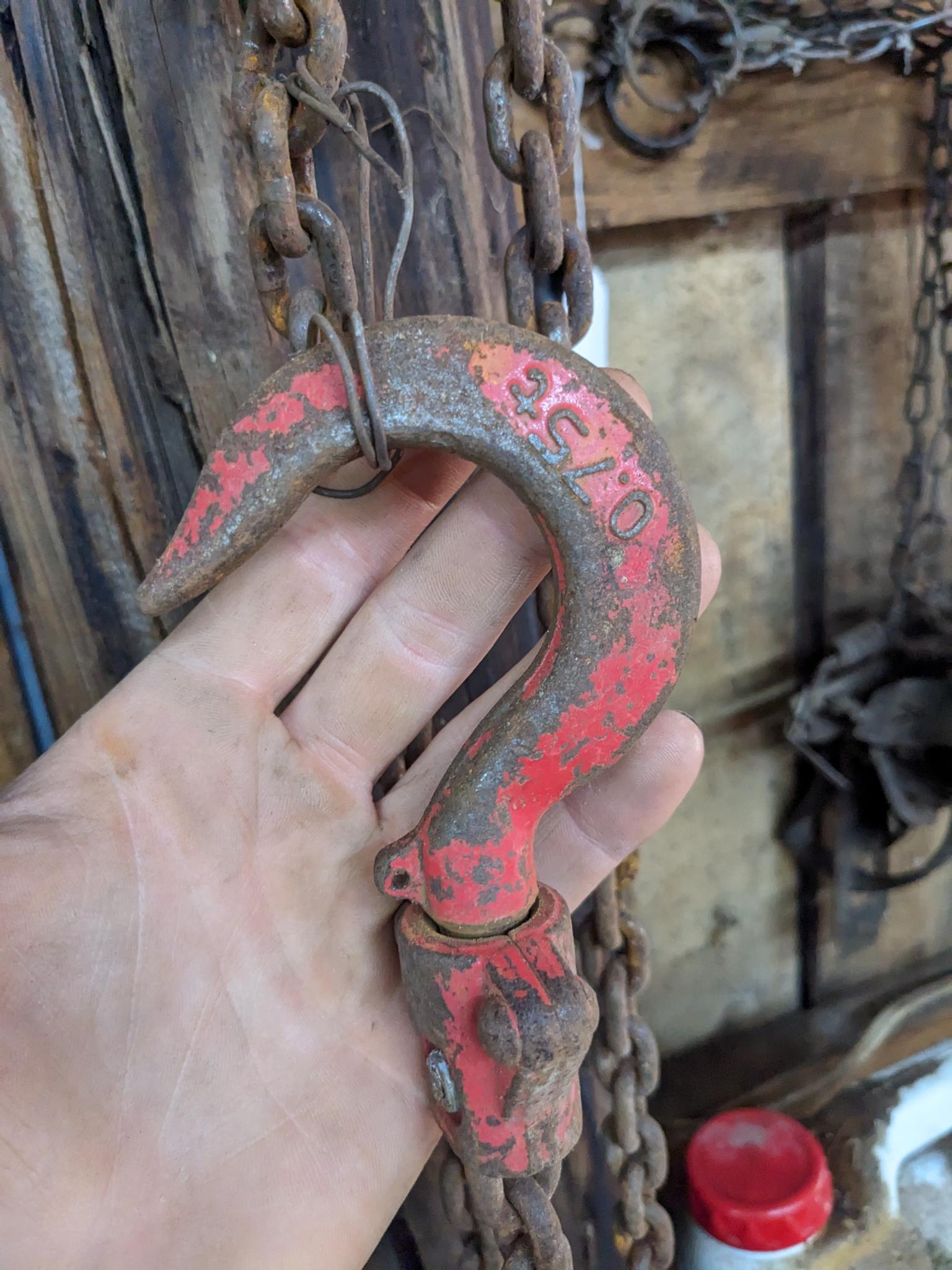 3/4 ton chain hoist or puller is 16".