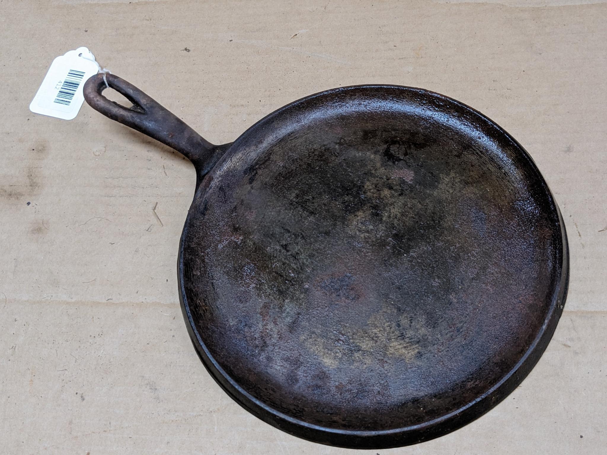 Wagner Ware Sidney, O cast iron griddle is marked 1109B.