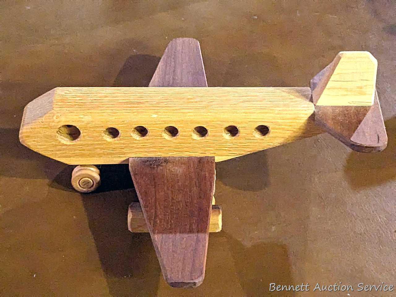 Neat wooden toys incl 12" bulldozer, airplane, more. Fun pieces.