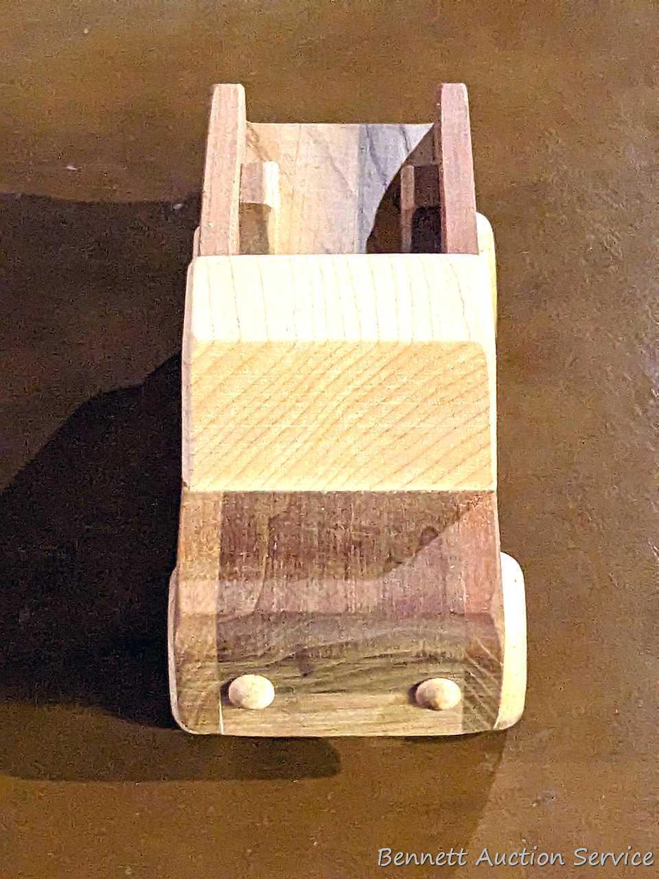 Neat wooden toys incl 12" bulldozer, airplane, more. Fun pieces.