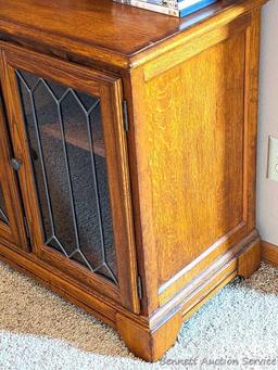 Beautiful sofa or hall table measures 4' x 30" high x 18" deep. Matches lots 42, 45, 51, 53, and 59.