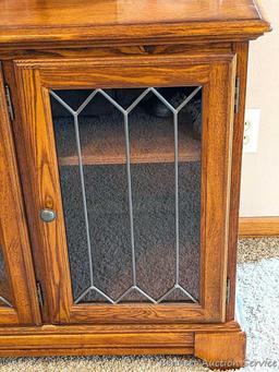 Beautiful sofa or hall table measures 4' x 30" high x 18" deep. Matches lots 42, 45, 51, 53, and 59.