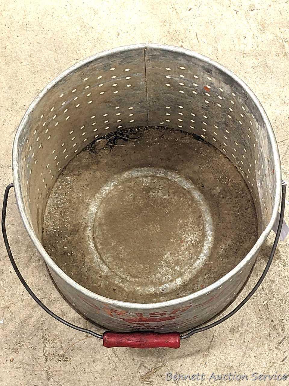 O-Fish-al minnow bucket from Point Sporting Goods Co., Stevens Point, Wis.