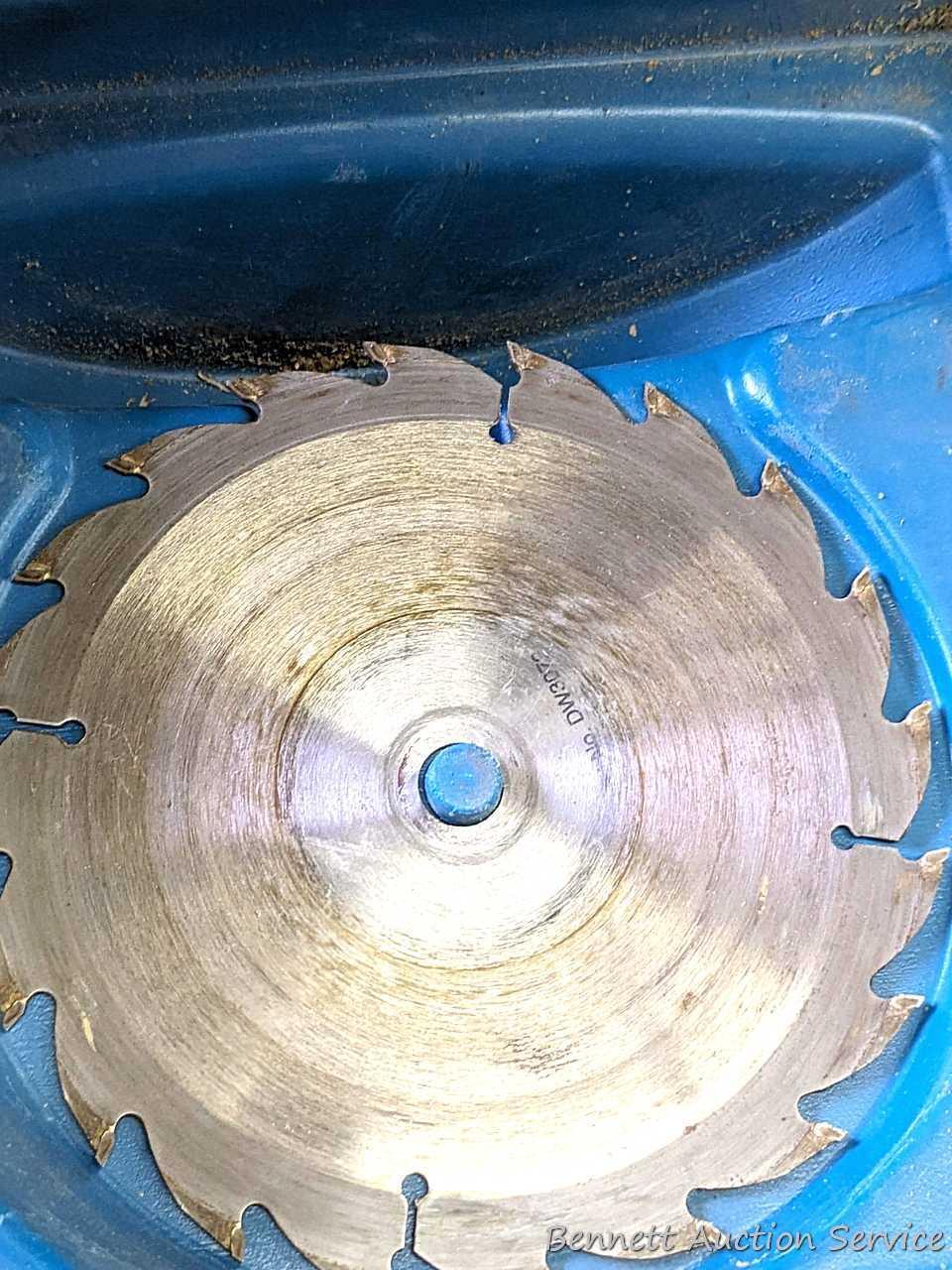 Four Quick-Grip bar clamps, largest measures 20" long.
