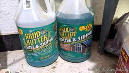 No shipping. A gallon and some of Krud Kutter pressure washer house and siding wash, Do it best