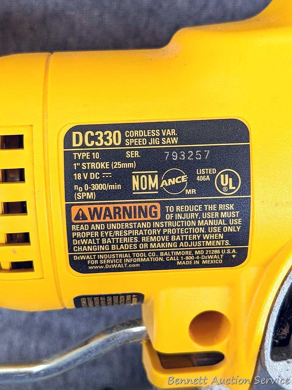 Nice DeWalt Heavy Duty XRP Model DC330 cordless variable speed jig saw has orbital or straight