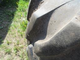 30.5X32 TIRES