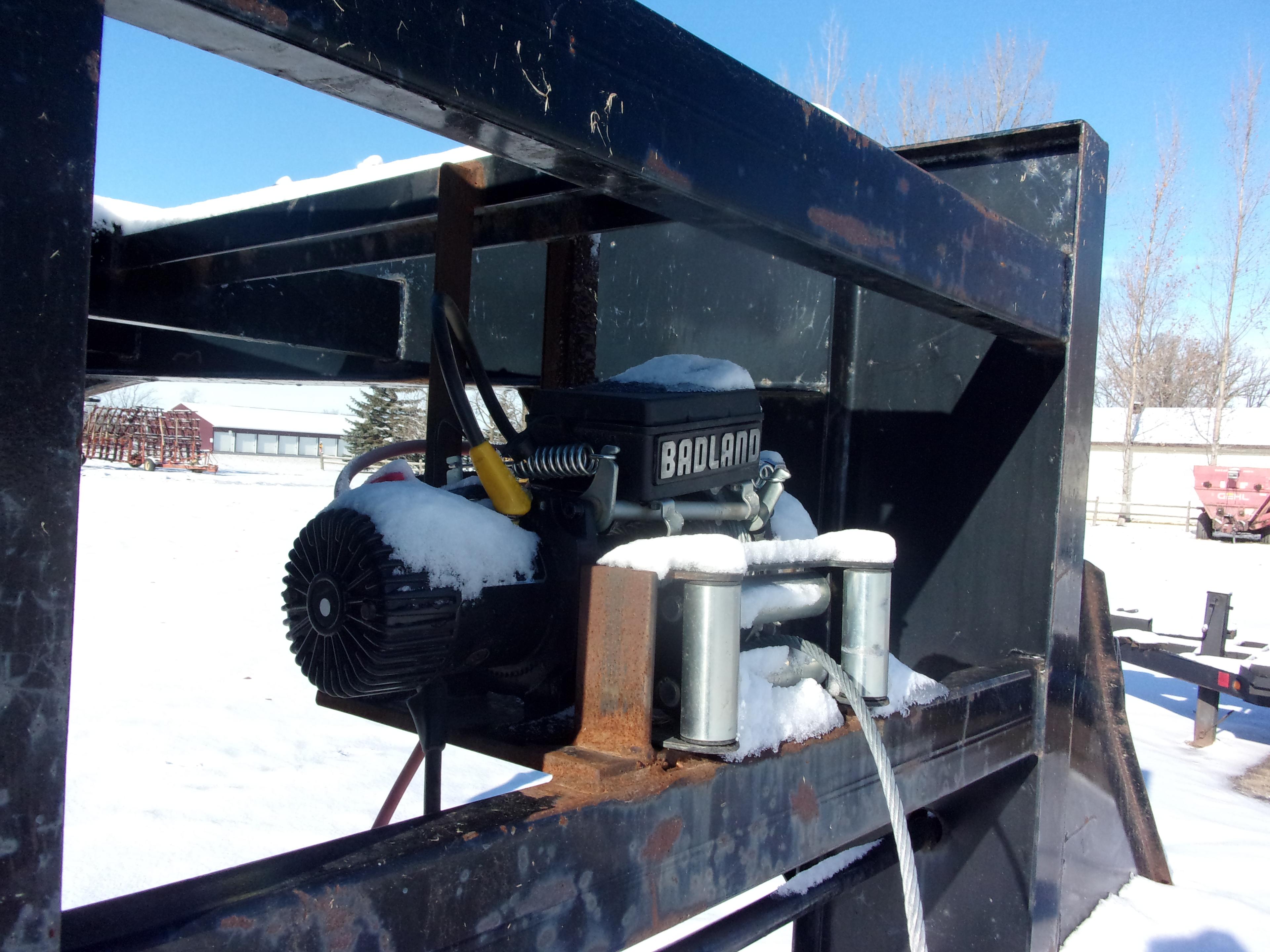 2012 25' BIG TEX G.N. TANDEM AXLE DUALY FLATBED