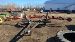HODG-BILT 10 WHEEL V CARTED RAKE