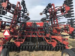 32' CASE IH 8500 AIR  HOE DRILL, FERT., POLY AUGER, MARKERS   ARGYLE AREA