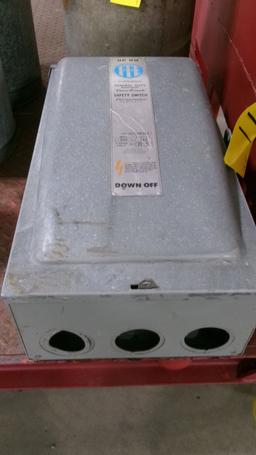 200 AMP. ELECTRICAL BOX