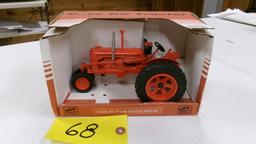 CASE DC tractor  w/ Eagle Hitch