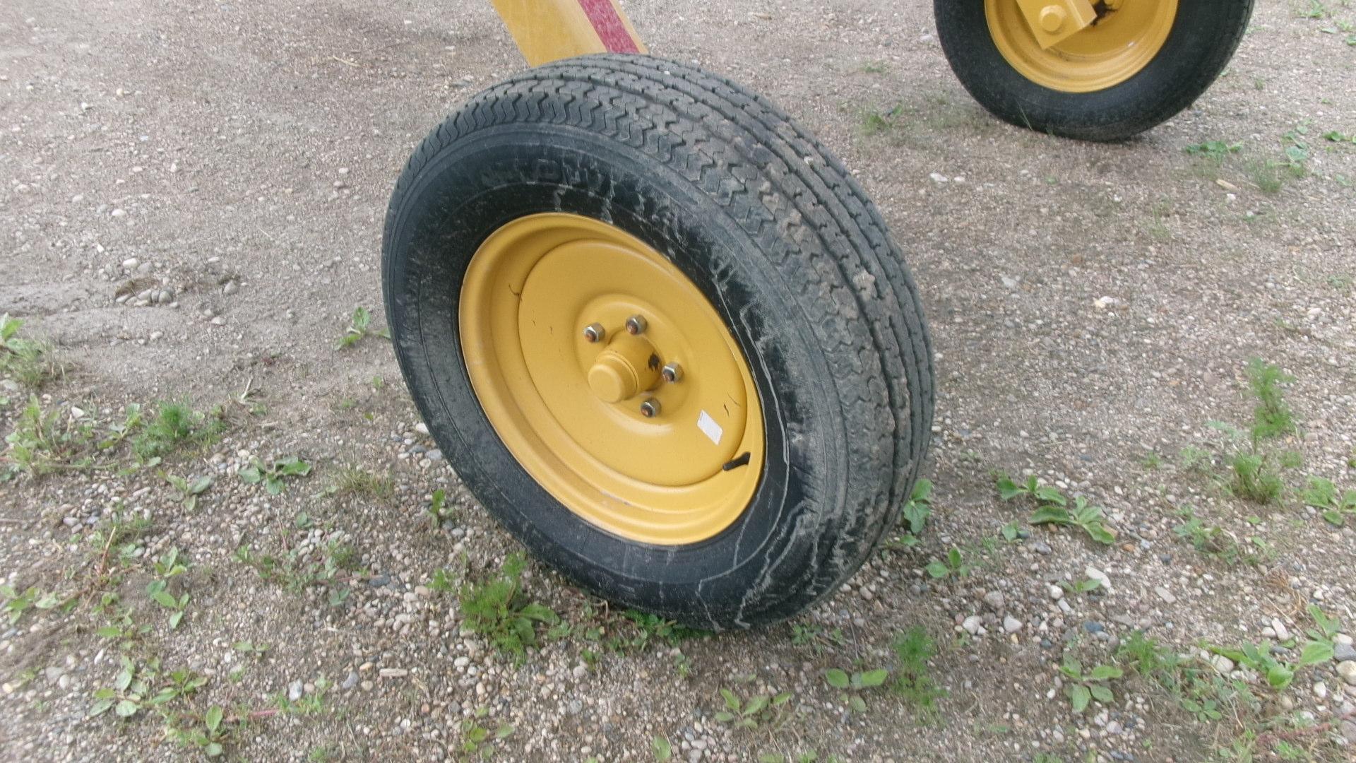 2019 VERMEER VR 1224  12 WHEEL V RAKE, low acres, manual in office