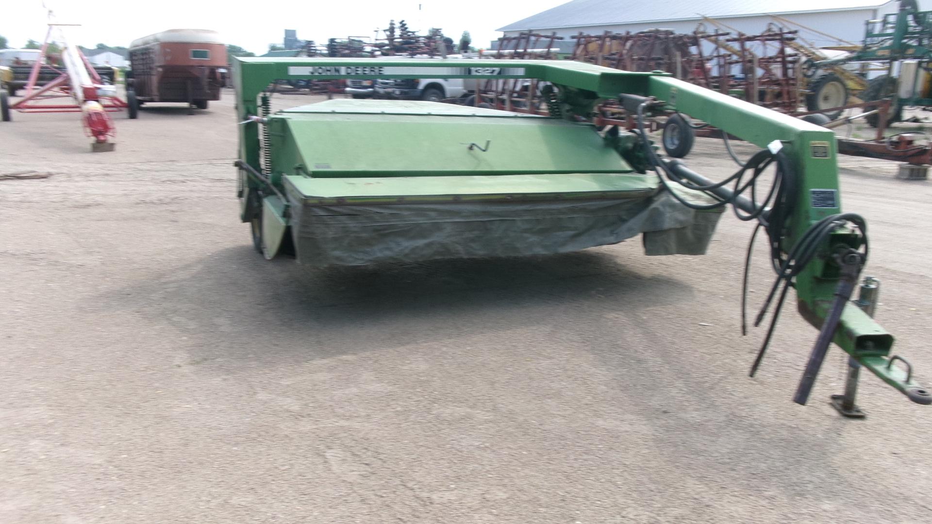 7' JOHN DEERE 1327 DISCBINE, impeller conditioner, 1,000 pto