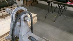 WOOD LATHE ON STAND w / wood chisels