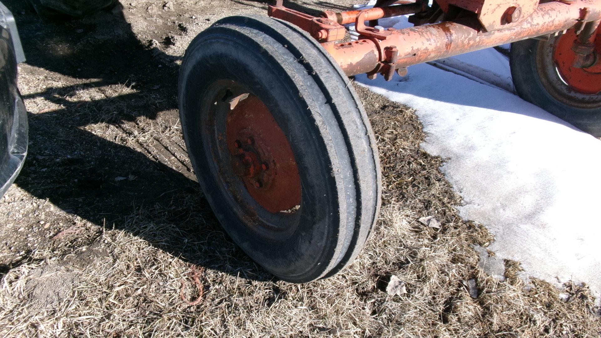 ALLIS D-17, one remote, Allis 2 point, 13" x 28" tires, ph. Jerry @ 684-5142