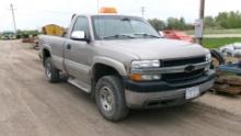 2002 CHEV. 2500 REG. CAB LONG BOX 4WD , 6.0 liter, new tires, headache rack, +