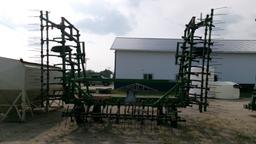 30 1/2" JOHN DEERE 1000 FIELD CULT.  w / 2 BAR HARROW, walking wing tandems, contact Tim @ 681-1587