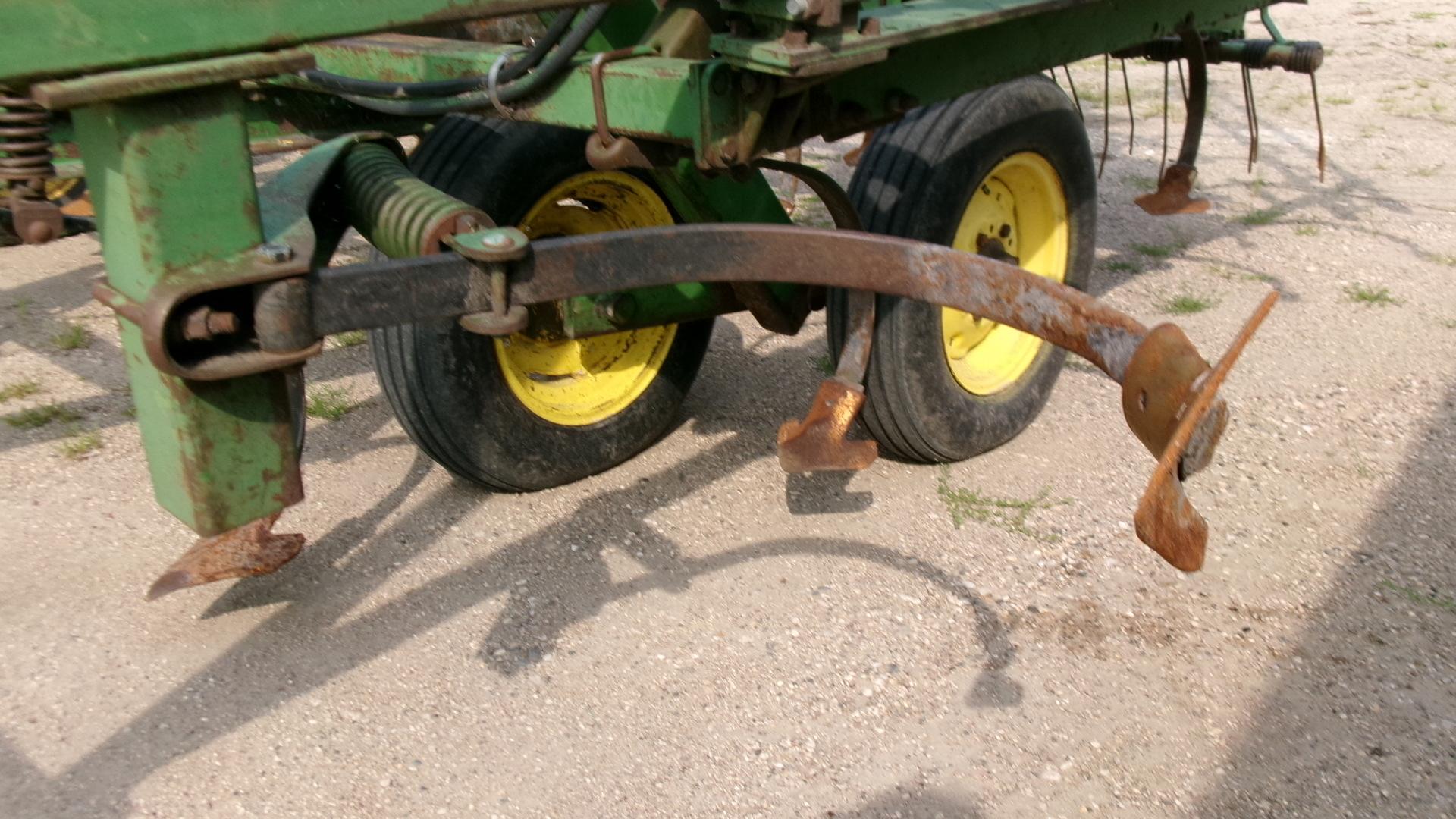 30 1/2" JOHN DEERE 1000 FIELD CULT.  w / 2 BAR HARROW, walking wing tandems, contact Tim @ 681-1587