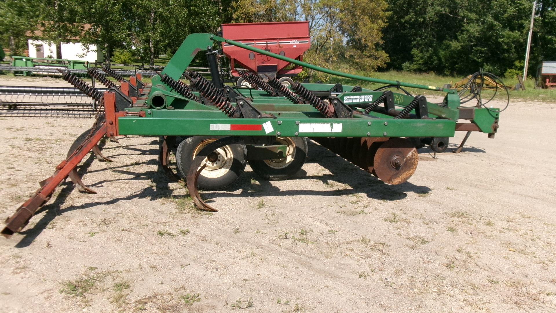 15'  GLENCOE SOILSAVER SS 700, leveler, missing one shank unit